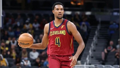 乐鱼体育-成长不如预期的莫布里将被交易？ 究竟谁能辅佐哈登夺取首冠？