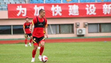 乐鱼体育-刘若钒归来首日训练主动要球权 扬科维奇巧妙授课